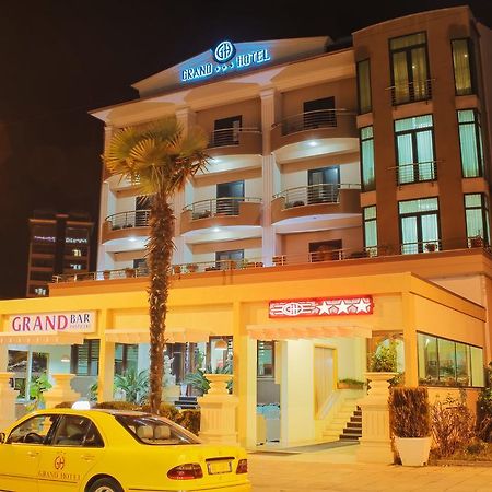 格兰德酒店 爱尔巴桑 外观 照片